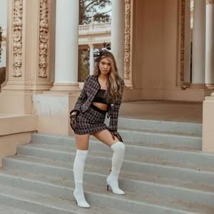 Meet your Posher, Kelly